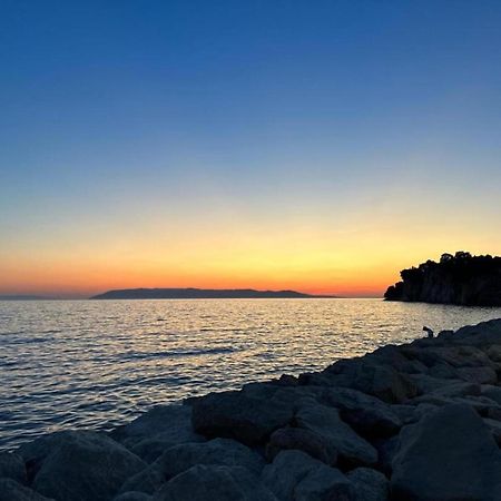 Luxurious Holiday Home In Makarska With Jacuzzi Exteriér fotografie