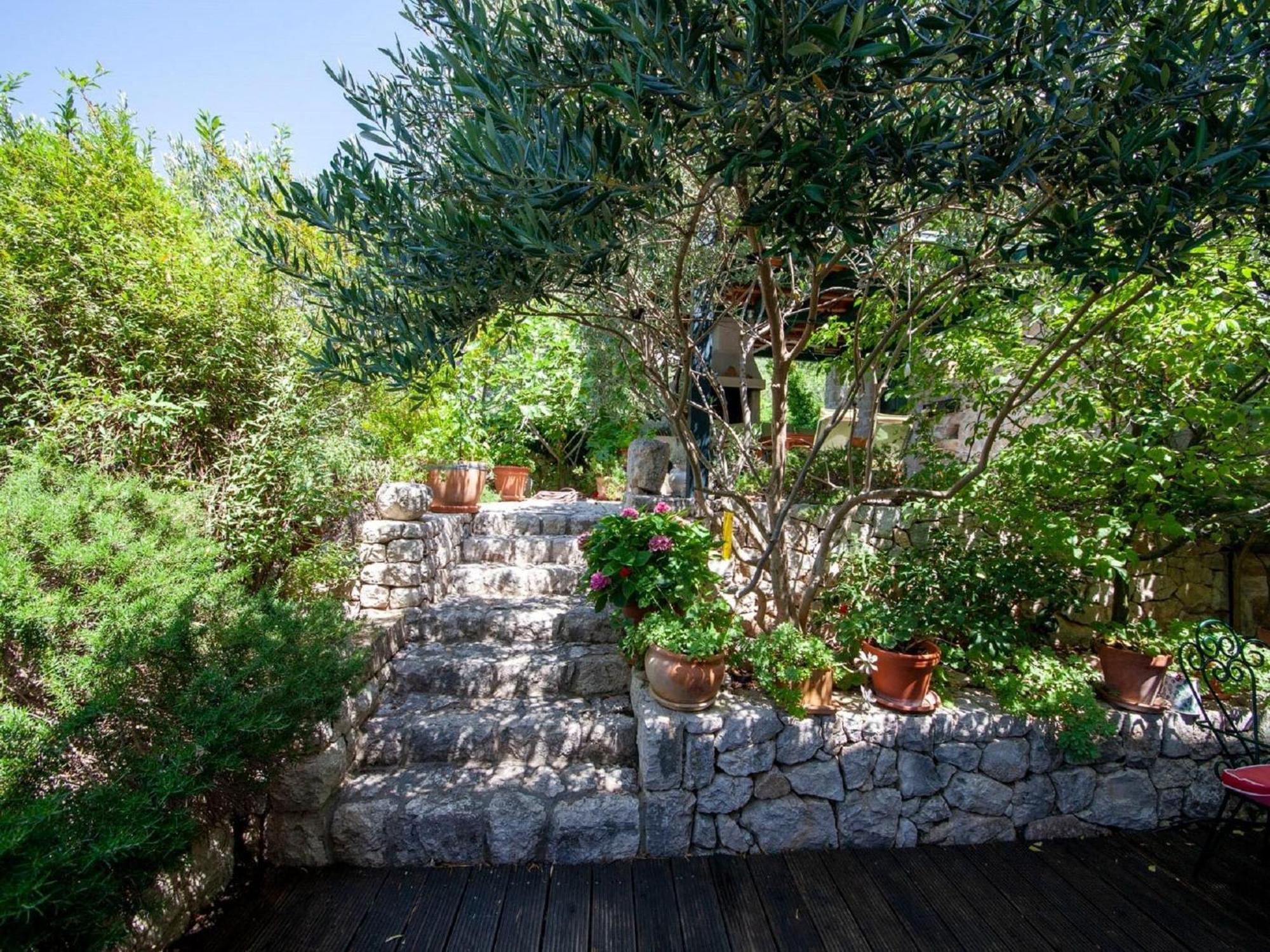 Luxurious Holiday Home In Makarska With Jacuzzi Exteriér fotografie