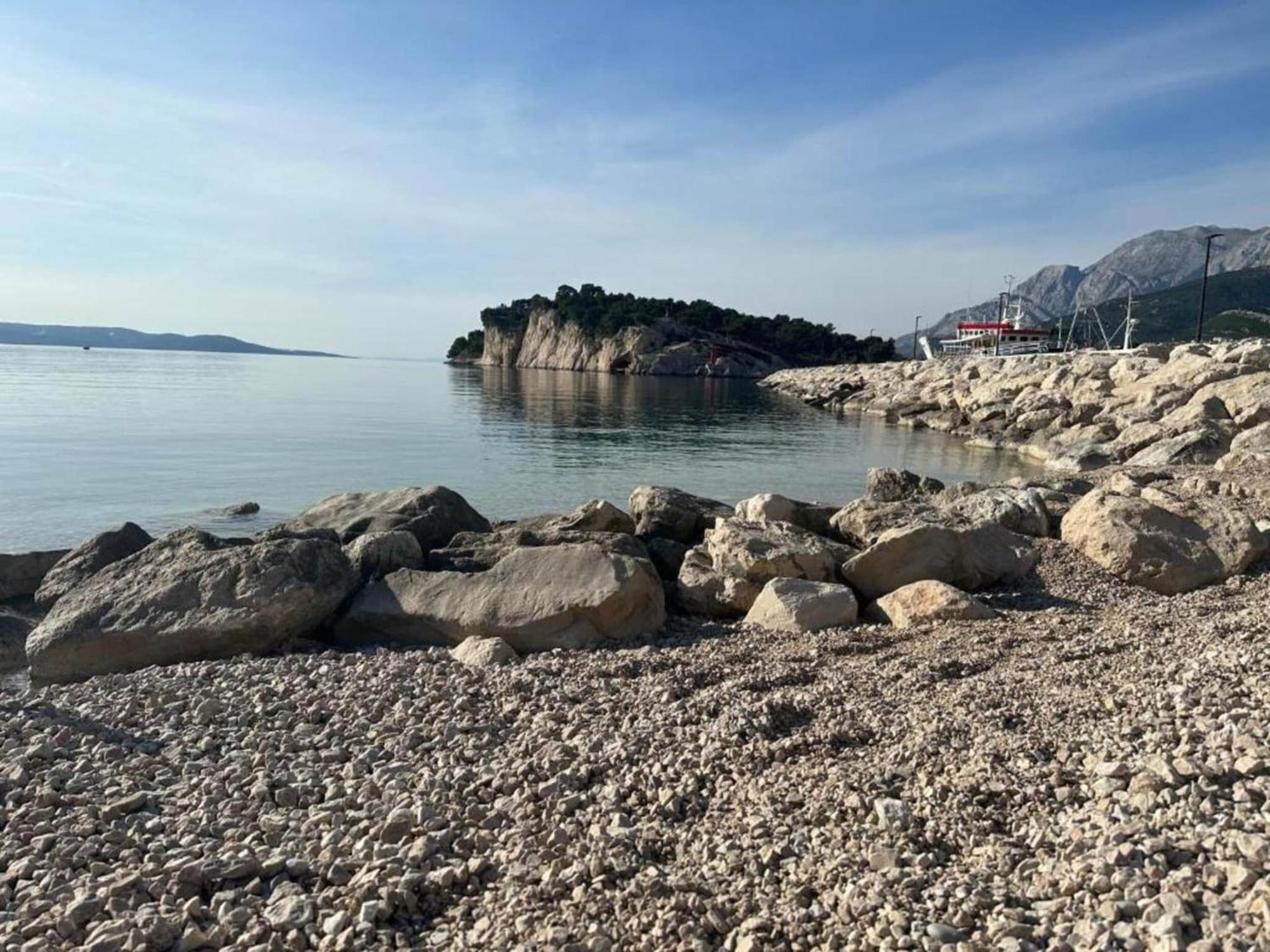 Luxurious Holiday Home In Makarska With Jacuzzi Exteriér fotografie
